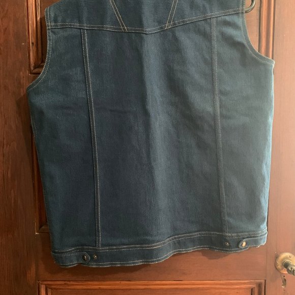 Levi's sleeveless denim jacket - Picture 2 of 2